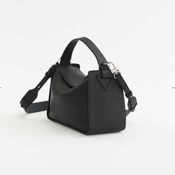 The Horse Clementine Bag in Black Pebbled Leather - Picture 14 of 16